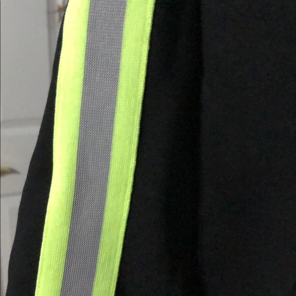 🎉HP🎉boohoo Man zipup - Picture 2 of 6